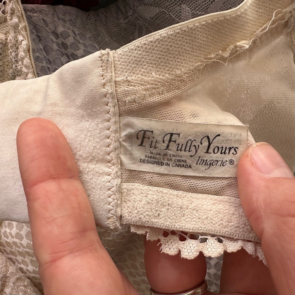 Lot of Three 34G FIT FULLY YOURS bras - Picture 2 of 14